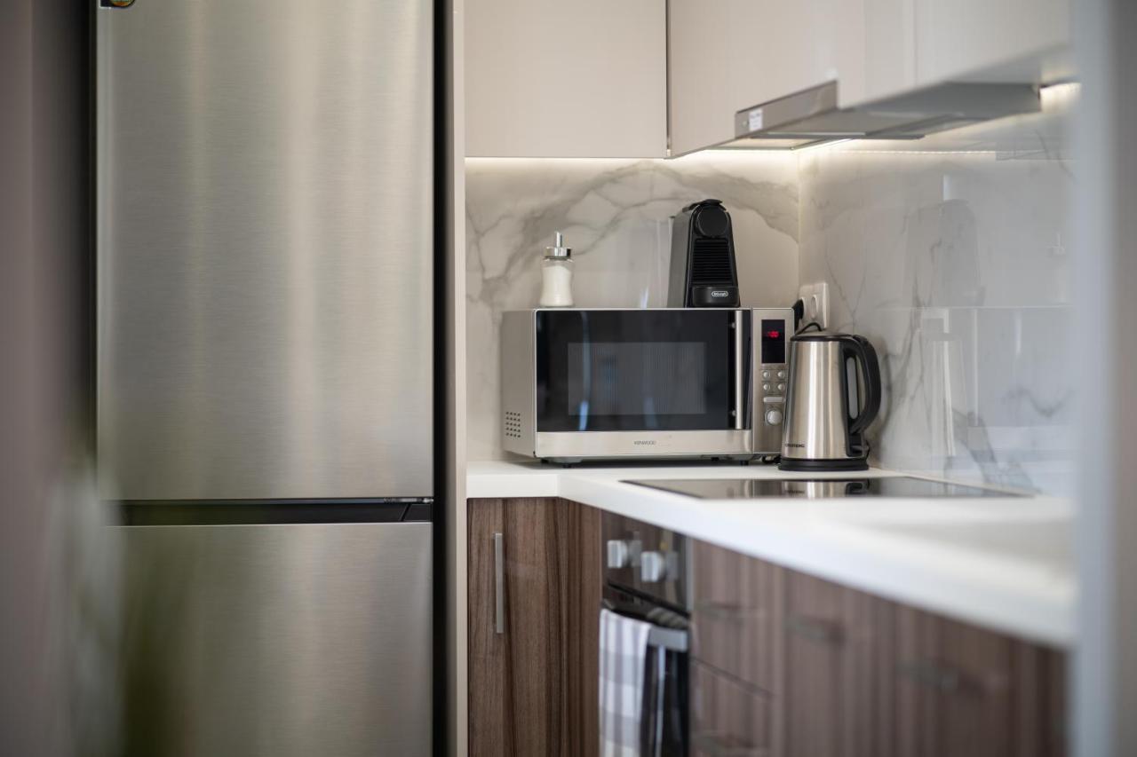 Trojan Affair Residence Афіни Екстер'єр фото