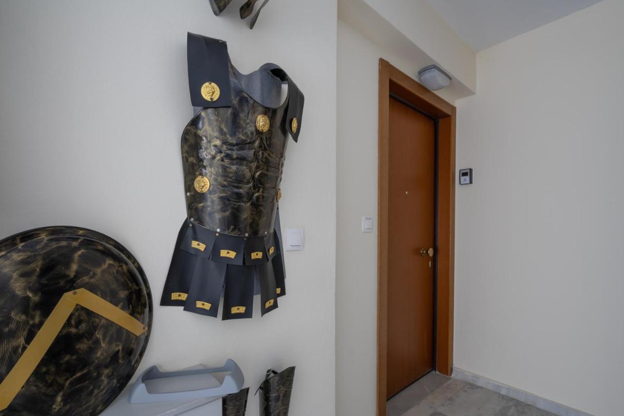 Trojan Affair Residence Афіни Екстер'єр фото