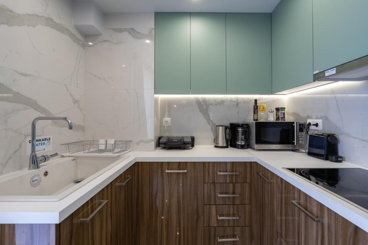Trojan Affair Residence Афіни Екстер'єр фото